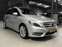 Mercedes-Benz B-klasse 200 Ambition I Automaat I Trekhaak I Hoge instap I Cruise control I Parksens v + a I Navi I Airco I Isofix