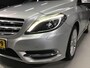 Mercedes-Benz B-klasse 200 Ambition I Automaat I Trekhaak I Hoge instap I Cruise control I Parksens v + a I Navi I Airco I Isofix