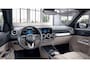 Mercedes-Benz GLB 200 Luxury Line 7p. | Trekhaak | Panoramadak | 19" lichtmetalen velgen | Widescreen | Sfeerverlichting | Stoelverwarming |