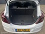 Opel Corsa 1.4-16V Cosmo 3 deurs - OPC LINE - EL. PANORAMADAK - AIRCO - CRUISE CONTROLE - PARKEERSENSOREN - 17" LM VELGEN - SPORTSTOELEN - NL AUTO - NAP -