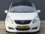 Opel Corsa 1.4-16V Cosmo 3 deurs - OPC LINE - EL. PANORAMADAK - AIRCO - CRUISE CONTROLE - PARKEERSENSOREN - 17" LM VELGEN - SPORTSTOELEN - NL AUTO - NAP -
