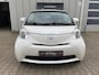 Toyota iQ 1.0 VVTi Comfort / Airco / Elektr. pakket / Parelmoer wit