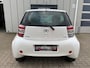Toyota iQ 1.0 VVTi Comfort / Airco / Elektr. pakket / Parelmoer wit