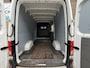 Volkswagen Crafter 35 2.0 TDI 141 PK Euro 6 L3H3 Automaat/CarPlay/trekhaak/cruise control