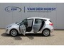 Ford Fiesta 1.0-100pk EcoBoost Titanium 5drs. Uiterst nette, luxe en zuinige Ford Fiesta. Voalautm. airco, Cruise control, Navigatie, LM wielen, Metallic lak, Parkeersensoren achter, Telefoonvoorb., Lane assist etc.