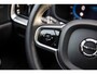 Volvo V60 2.0 T6 Plug-in hybrid AWD Plus Dark Adaptieve cruisecontrol | BLIS | Stoel-sturrwiel- en achterbankverwarming | Semi elektrisch bedienbare trekhaak | 360 graden Camera | Harman Kardon audio | Elektrisch verwarmbare voorruit