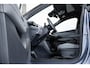 Lynk & Co 02 More 66 kWh, | 360° Parkeercamera | Harman Kardon Premium Audio | Panoramadak | Elektrisch bedienbare voorstoelen met geheugen | Keyless Entry | Getint glas | Adaptieve Cruise Control | Dodehoekassistent | Sfeerverlichting | Stuurwielverwarming | Stoelverwarming |