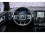 Volvo XC40 B4 Aut. Plus Dark | Trekhaak | Google | Dodehoekdetectie | Adaptieve Cruise Control | Stoel + stuurverwarming | 19" LM | Verwarmbare voorruit |