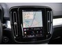 Volvo XC40 B4 Aut. Plus Dark | Trekhaak | Google | Dodehoekdetectie | Adaptieve Cruise Control | Stoel + stuurverwarming | 19" LM | Verwarmbare voorruit |