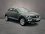 Volkswagen T-Roc Sport 1.5 TSI 150pk Trekhaak, Panoramadak, Adaptive cruise control, Navigatie, Parkeersensoren, App connect, LED koplampen, DAB, Radio