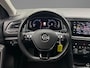 Volkswagen T-Roc Sport 1.5 TSI 150pk Trekhaak, Panoramadak, Adaptive cruise control, Navigatie, Parkeersensoren, App connect, LED koplampen, DAB, Radio