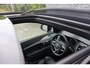 Volvo XC90 2.0 T8 Recharge AWD Ultimate Dark | Luchtvering | Head-up display | Bowers & Wilkins Audio | Elektr. verstelbare voorstoelen i.c.m. Memory | Stoel + stuurverwarming | 360 Camera | Schuif-\-kanteldak | Lederen dashoboard | Gelamineerde ramen |