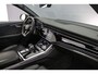 Audi SQ8 quattro | Pano | B&O | Carbon | Audi Exclusive | Head Up | Massage\Ventilatie | 360Cam | 23 inch | Trekhaak | Alcantara dakhemel | HD-Martix | Keyless | Nimbusgrijs