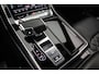 Audi SQ8 quattro | Pano | B&O | Carbon | Audi Exclusive | Head Up | Massage\Ventilatie | 360Cam | 23 inch | Trekhaak | Alcantara dakhemel | HD-Martix | Keyless | Nimbusgrijs