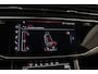 Audi SQ8 quattro | Pano | B&O | Carbon | Audi Exclusive | Head Up | Massage\Ventilatie | 360Cam | 23 inch | Trekhaak | Alcantara dakhemel | HD-Martix | Keyless | Nimbusgrijs