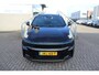 Lynk & Co 01 1.5 | 6.6 laden | Panoramadak | Navigatie | 360 Camera | Adaptive cruise control | Infinity soundsystem | Keyless | Apple carplay | Sfeerverlichting | Elektr. best. stoel met geheugen | Parkeersensoren rondom