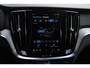 Volvo V60 T6 Plug-in hybrid AWD Plus Dark | 2000 kg trekgewicht | Elektrische stoelen met geheugen | Harman/Kardon Audio | Stoel & Stuurverwarming | Dodehoeksensoren | adaptieve cruise controle |