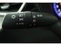 Toyota Corolla Hybrid 140 pk D team | Navigatie via de App | Dodehoek detectie | Keyless start | Verkeersbord herkenning | Adaptive cruisecontrole | 10 jaar fabrieksgarantie |