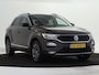 Volkswagen T-Roc 1.0 TSI Style CarPlay | El.kofferklep | Trekhaak | Navi