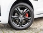 Jaguar F-Pace P400e 404PK AWD PHEV S | Black Pack | Meridian Audio | Houtfineer | Stoelverwarming |
