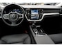 Volvo V60 T6 Plug-in hybrid AWD Essential Bright | Verwarmde Voorstoelen, Stuurwiel en Achterbank | Semi- Elektrische Trekhaak | Park Assist | Adaptieve Cruise Control | Leder Pakket