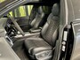 Audi RS Q8 4.0 TFSI RS Q8 quattro | Carbon Optiek Pakket | Dynamic Plus | Keramisch | 23'' lichtmetaal | Panoramadak | Massage | 600 Pk! | Head-up display | Trekhaak | Bang & Olufson |