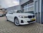 BMW 3-Serie Touring 320e PHEV - WIDESCREEN - LEER - CAMERA - 1 EIGENAAR - NL AUTO - PLUG-IN -