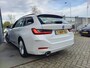 BMW 3-Serie Touring 320e PHEV - WIDESCREEN - LEER - CAMERA - 1 EIGENAAR - NL AUTO - PLUG-IN -