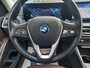BMW 3-Serie Touring 320e PHEV - WIDESCREEN - LEER - CAMERA - 1 EIGENAAR - NL AUTO - PLUG-IN -