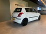 Suzuki Swift 1.3i 16v 5-DEURS BASE-uitv/AIRCO/STOELVERWARMING/LM-VELGEN/MP3/NAP/ZEER ZUINIG/nwe APK+ONDERHOUDSBEURT BIJ AFLEVERING