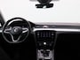 Volkswagen Passat Variant 1.5 TSI Comfort Business 150PK DSG Achteruitrijcamera, Navi, Stoelverwarming, Clima, Adaptieve Cruise Controle, 17" LM Velgen