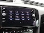 Volkswagen Passat Variant 1.5 TSI Comfort Business 150PK DSG Achteruitrijcamera, Navi, Stoelverwarming, Clima, Adaptieve Cruise Controle, 17" LM Velgen