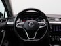 Volkswagen Passat Variant 1.5 TSI Comfort Business 150PK DSG Achteruitrijcamera, Navi, Stoelverwarming, Clima, Adaptieve Cruise Controle, 17" LM Velgen