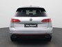 Volkswagen Touareg Atmosphere 3.0 TSi eHybrid 4MOTION 381 PK | Automaat | V6 | Plug-In | Luchtvering | Panorama Dak | Dealeronderhouden | Trekhaak | Achterklep Elektrisch