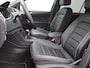 Volkswagen Tiguan 1.4 TSI eHybrid R-Line Business+ 245PK DSG Pano-Schuifdak, SOH 92%, Black Style, Volleder, Matrix Led-verlichting, Trekhaak, Head-Up Display, Stoel-Stuurverwarming, 20" LM Velgen