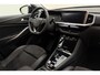 Opel Grandland 1.2 Turbo 130pk Automaat Ultimate | Navigatie | Camera | Alcantara | Elektrische achterklep | Stoel- en stuurverwarming | Verwarmbaar voorraam | 19" lichtmetalen velgen