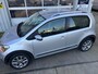 Volkswagen Up! 1.0 up! Edition BlueMotion cross