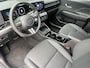 Hyundai Kona 1.6 GDI HEV Premium / Lederen bekleding / Stoel verwarming en ventilatie / 360 Graden Camera / 18 " lm / Led Koplampen /