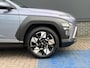 Hyundai Kona 1.6 GDI HEV Premium / Lederen bekleding / Stoel verwarming en ventilatie / 360 Graden Camera / 18 " lm / Led Koplampen /
