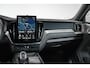 Volvo XC60 T6 Plug-in hybrid AWD Ultra Black Edition | Bowers & Wilkins Premium Audio| Luchtvering | 22" Lichtmetalen velgen | Google infotainment | Stoelverwarming | Stoelventilatie | 360° Parkeercamera | Parkeersensoren voor + achter | Parkeerverwarming