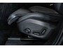 Volvo XC60 T6 Plug-in hybrid AWD Ultra Black Edition | Bowers & Wilkins Premium Audio| Luchtvering | 22" Lichtmetalen velgen | Google infotainment | Stoelverwarming | Stoelventilatie | 360° Parkeercamera | Parkeersensoren voor + achter | Parkeerverwarming