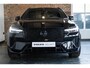 Volvo XC60 T6 Plug-in hybrid AWD Ultra Black Edition | Bowers & Wilkins Premium Audio| Luchtvering | 22" Lichtmetalen velgen | Google infotainment | Stoelverwarming | Stoelventilatie | 360° Parkeercamera | Parkeersensoren voor + achter | Parkeerverwarming