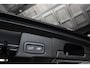 Volvo XC60 T6 Plug-in hybrid AWD Ultra Black Edition | Bowers & Wilkins Premium Audio| Luchtvering | 22" Lichtmetalen velgen | Google infotainment | Stoelverwarming | Stoelventilatie | 360° Parkeercamera | Parkeersensoren voor + achter | Parkeerverwarming