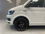 Volkswagen Transporter 2.0 TDi L1H1 Black & White Edition | Navigatie | Betimmering | Airco | Lichtmetalen velgen |