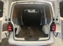 Volkswagen Transporter 2.0 TDi L1H1 Black & White Edition | Navigatie | Betimmering | Airco | Lichtmetalen velgen |
