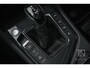 Volkswagen Tiguan 1.4 TSI eHybrid R-Line | HUD | Matrix LED | Panodak | Trekhaak | 20" | 360-camera