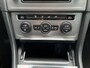 Volkswagen Golf 1.0 TSI Comfortline / Navigatie / Parkeersensoren V+A / Climate controle / Cruise controle / Lichtmetaal 16 inch / **