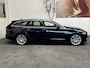 Jaguar XF SPORTBRAKE 3.0D FIRST EDITION 300 PK ! AUTOMAAT ACHTERUITRIJCAMERA LEER STOELVERWARMING STUURVERWARMING ZEER MOOI !!!