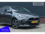 Toyota Yaris 1.5 Hybrid Dynamic I Navigatie I Allseason banden I NL-auto