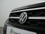 Volkswagen T-Roc 1.5 TSI R-LINE 150PK BLACK EDITION DSG | Trekhaak | Panoramadak | LED Matrix | El. achterklep